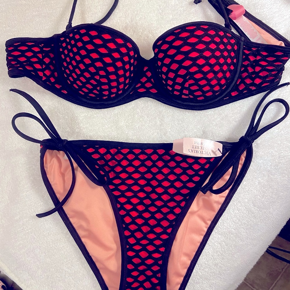 Victoria’s Secret Swim bikini set